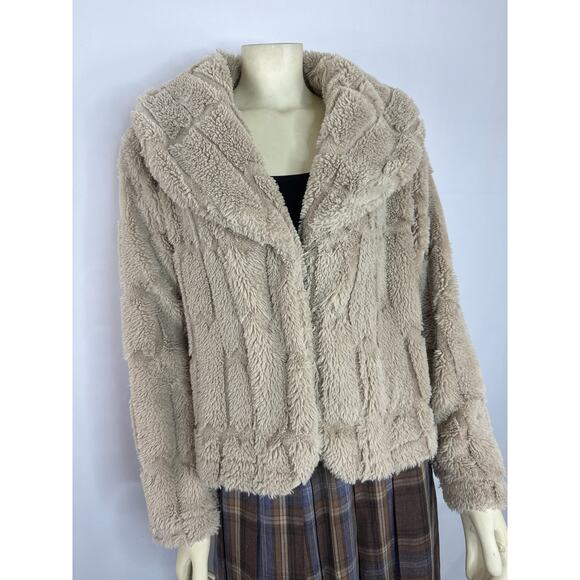 True Grit Dry Goods faux Fur Coat shawl collar and hook closing size Large - Picture 2 of 13